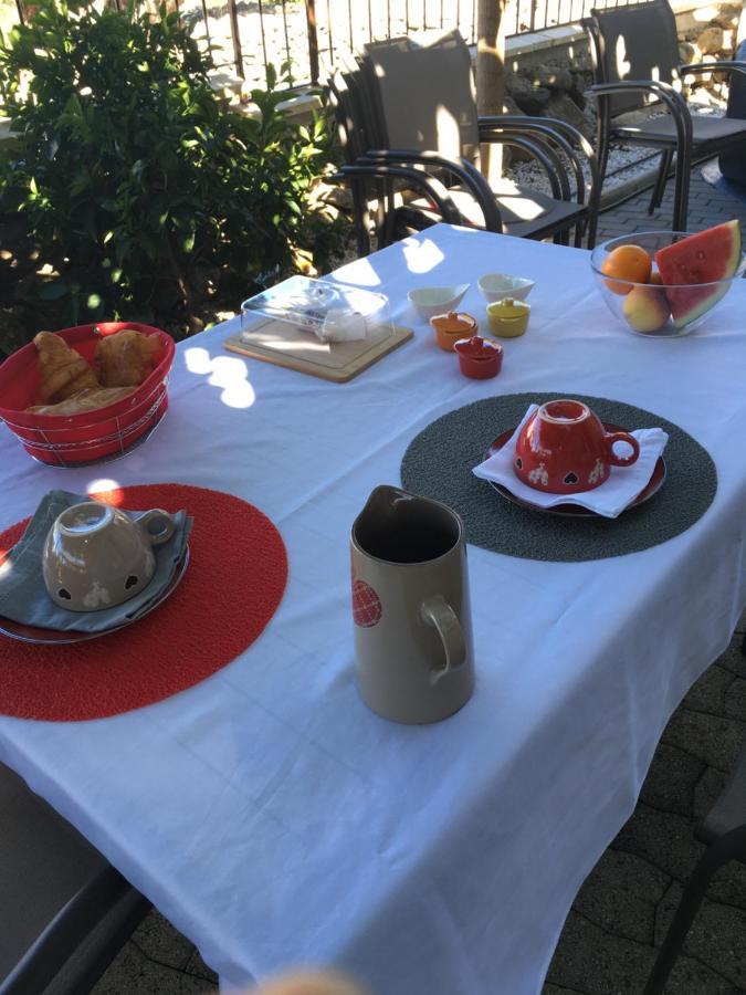 Zilia Casa Basgiu, Chambres Avec Balcon Et Table D'Hotes المظهر الخارجي الصورة